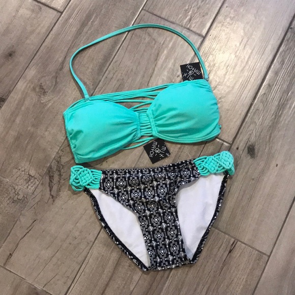 (S)Black/White/Mint Green Bikini Bottoms - Picture 7 of 8